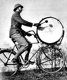 Bandsman: Dutch Bicycle-Mounted Bandsman 1937