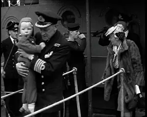 Wilhelmina: A Dutch Captain Carrying Princess Beatrix Of