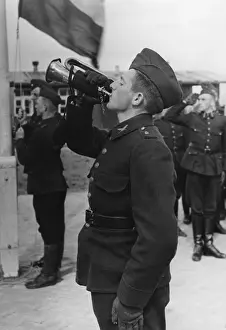 Bugle: Dutch Labour Service, 1942