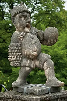 Mirabell: Dwarf with a ball in the dwarf garden (Mirabell