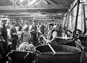 Dyeing: Dyeing, leather production