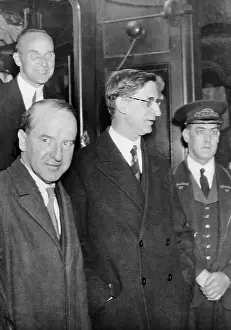 Connolly: Eamon de Valera on the way to the council of the League of N