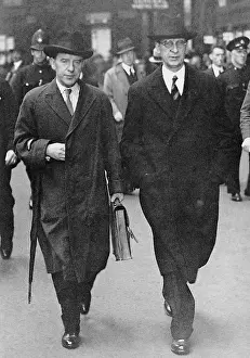Eamon: Eamon de Valera on the way to the League of Nations, 1932