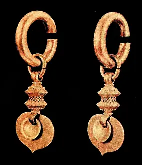 Pendant: Ear Pendants from Old Silla Kingdom