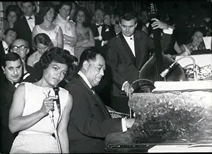 Illustrierte: Eartha Kitt and Duke Ellington perform in Munich