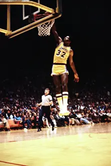 Dunking: Earvin Magic Johnson