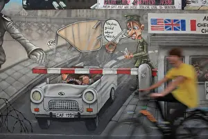 Trabant: East Side Gallery, Berlin Wall, Berlin, Germany