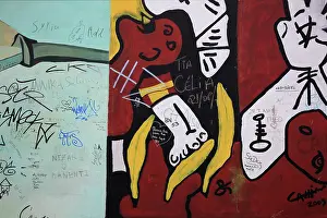 Guernica: East Side Gallery, Berlin Wall, Berlin, Germany
