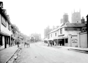 Grinstead: East Grinstead, High Street 1904