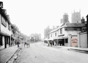 Grinstead: East Grinstead, High Street 1904