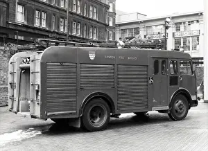 Bodybuilder: East Ham Fire Brigade appliance