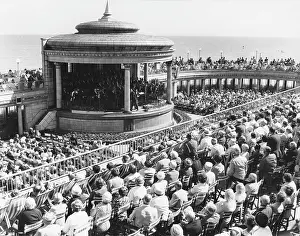 Bandstands: EASTBOURNE BANDSTAND