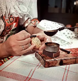 Hampl: Easter egg - handpainting - wax