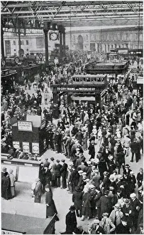 Interor: Easter Holidays at Waterloo Station 1924