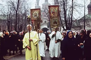Novodevichy: Easter service, 1969