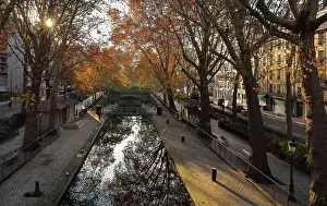 Canaux: Ecluses du Temple, Canal Saint-Martin, Paris, France