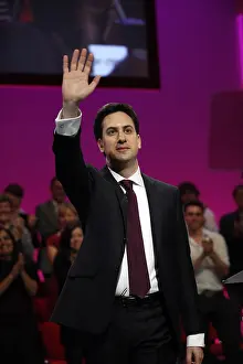 Winken: Ed Miliband MP