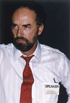 Ufos: ED WALTERS