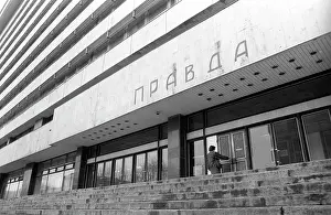 Pravda: Editorial office of Pravda newspaper, 1992