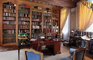 Temps: Editor's office