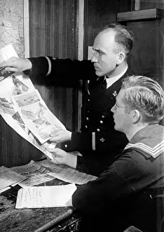 Explain: Editorship of the Frontzeitung - military newspaper