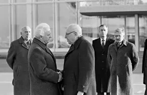 Bureau: Eduard Shevardnadze visits Czechoslovakia