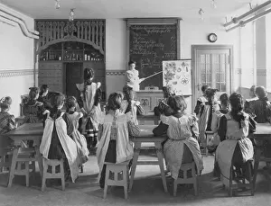 Friedenau: Education in the school kitchen, 1908