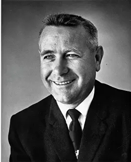 Gallas: Edward C. Gallas
