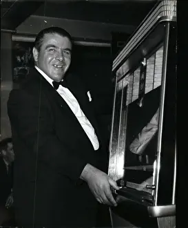 Boasting: Edward Pizzey, King of the Juke Boxes