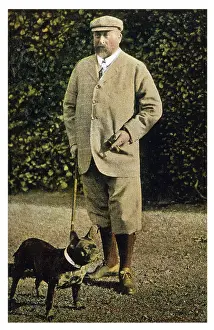 Regally: EDWARD VII AND BULLDOG