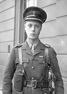 Charlotte Zeepvat (iln): Edward VIII in military uniform