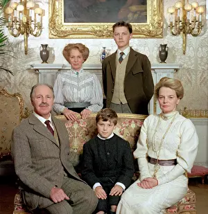 Aunt: EDWARDIAN FAMILY