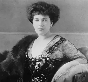 Informal: Edwardian lady