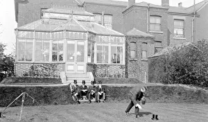 Retrieves: Edwardian photo session