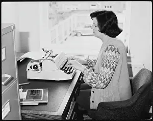 Typists: EFFICIENT TYPIST