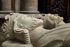 Martel: Effigies of Clovis II and Charles Martel, Royal