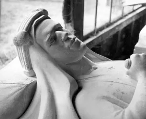 Martins: Effigy of T E Lawrence (Lawrence of Arabia)