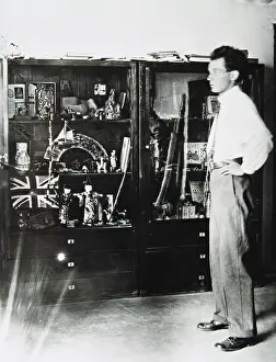 Schiele: Egon Schiele with his collection of folkloristic objects