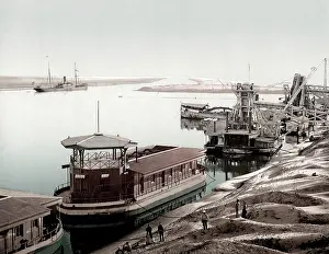 Dredger: Egypt - dredger on the Suez Canal