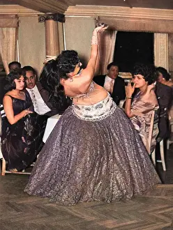 EGYPTIAN BELLY DANCER