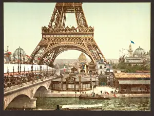 Universel: Eiffel Tower and general view of the grounds, Exposition Uni