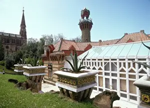 Cornet: El Capricho from Gaudi. Spain
