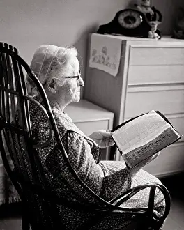 Mennonite: Elderly Anonymous Unidentified Amish or Mennonite