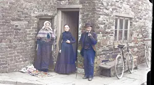 Stonemason: Elderly couple and their daughter