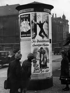 Petition: Election posters of the Deutsche Front as well