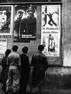 Petition: Election posters for the Saar referendum, 1935