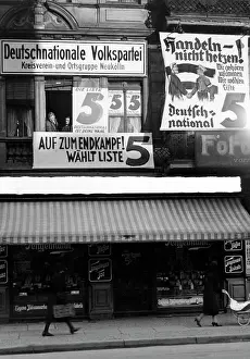 Dnvp: Election propaganda at the office of the borough Neukoelln