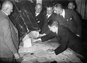 Ballots: Election workers during the count of votes, 1933