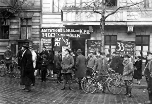 Neukoelln: Electoral office of the KPD in Berlin before the Reichstag e