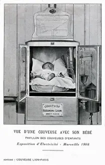 Electric Incubator for premature babies